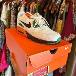 Nike Air Max 90 Starfish Kinetic Green 6.5Y (GS)